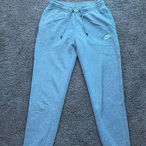gray nike sweatpants
